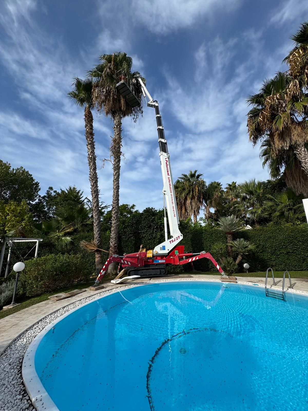 Esempio dalla galleria fotografica di Safra Noleggio